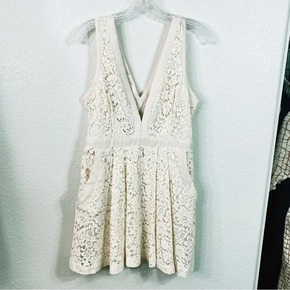 Free People Lovely in Lace off White Lace Mini Dress - Medium - Picture 4 of 9